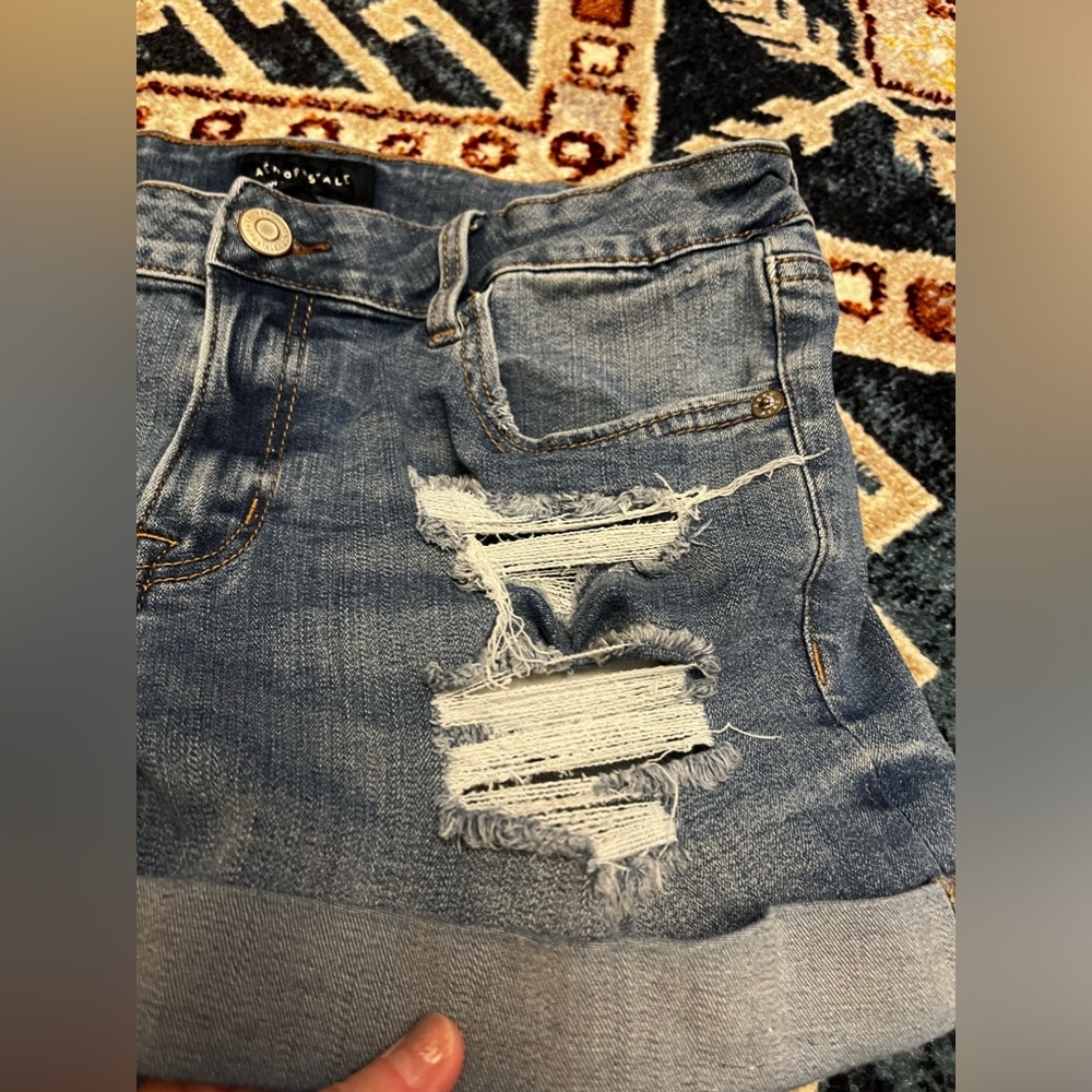Aeropostale Seriously Stretchy Low-Rise Denim Midi Shorts - Picture 7 of 13